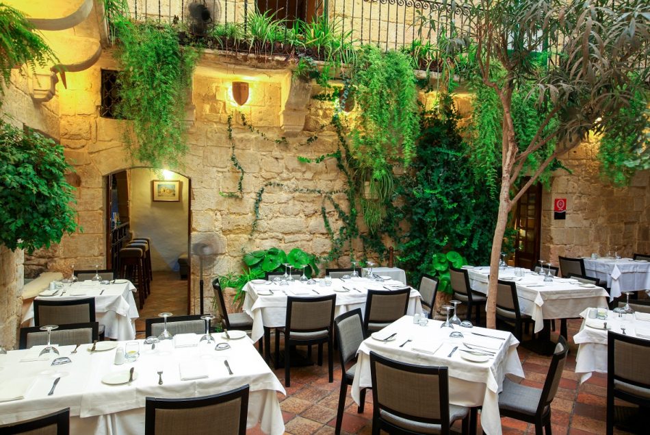 The Medina Restaurant - Courtyard